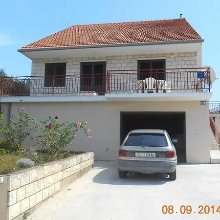 House Marija Nyaraló