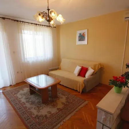 House Marija بيت للعطل *